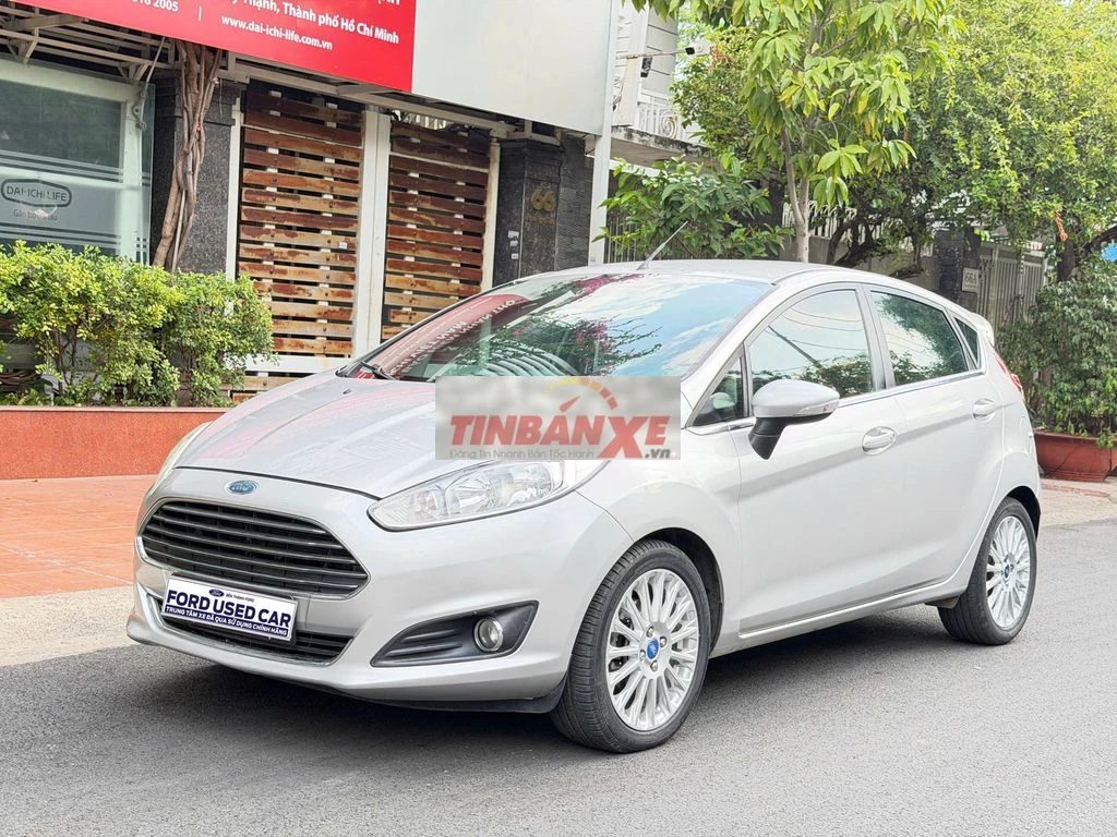 Ford Fiesta 2015 1.5 Sport Bạc