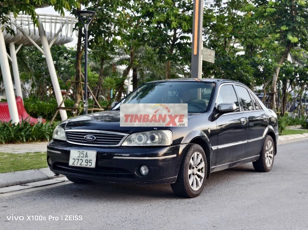 Ford Laser 2004 1.8MT Ghia Đen