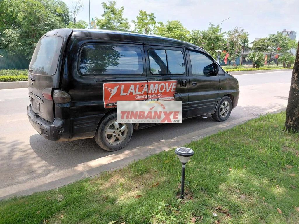 Hyundai Starex 2005 Đen