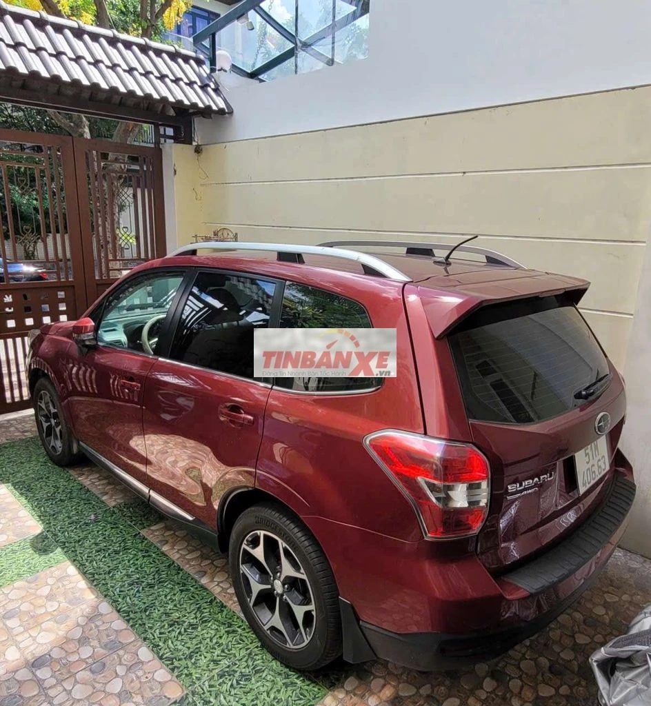 Subaru Forester 2014 Đỏ 137.000 km