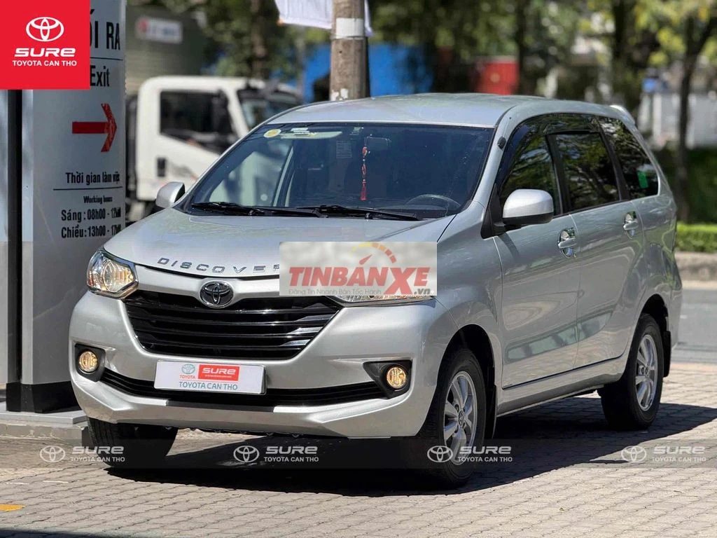 Toyota Avanza 2018 1.3E Bạc chính hãng