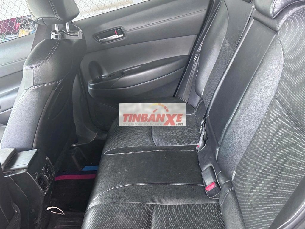 Toyota Corolla Cross 1.8V Xám