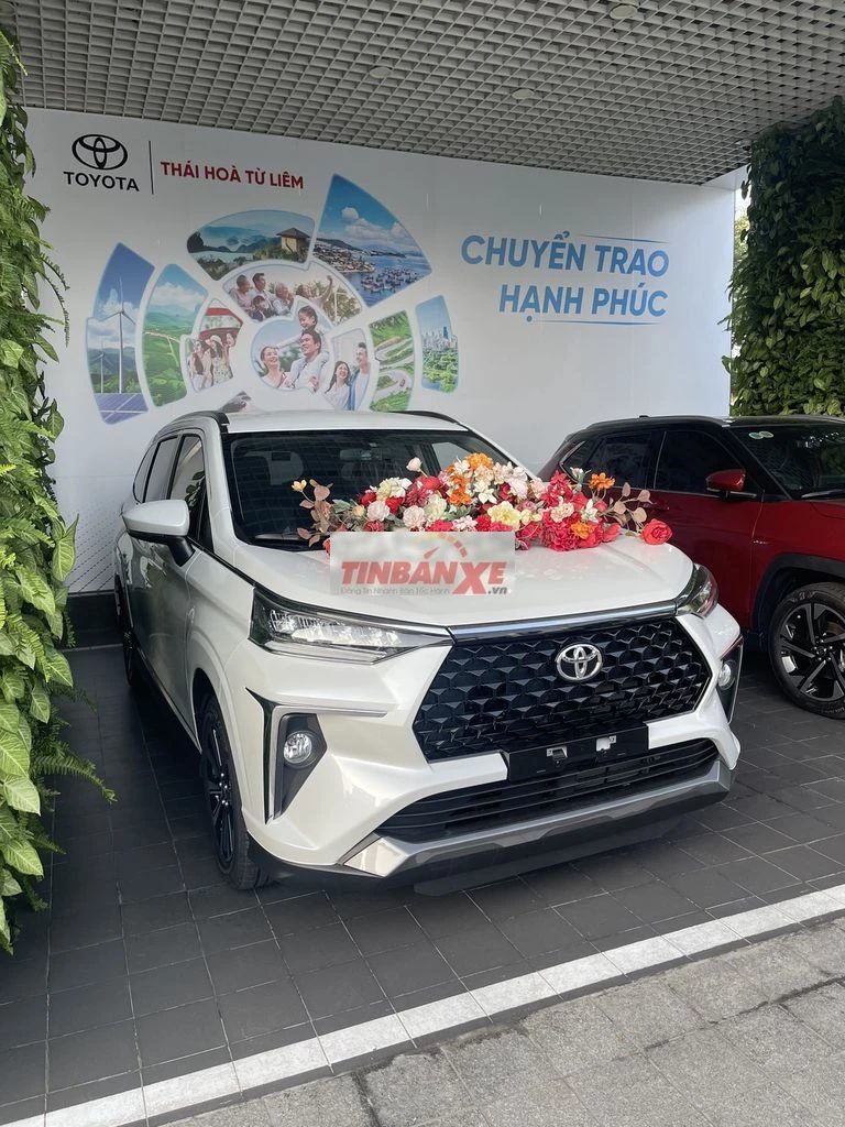 Toyota Veloz Cross giảm 100% LPTB