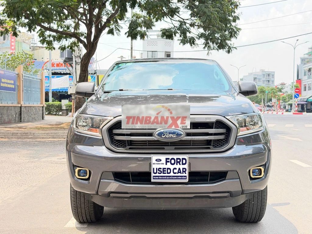 Ford Ranger XLS AT Số tự động 1 cầu