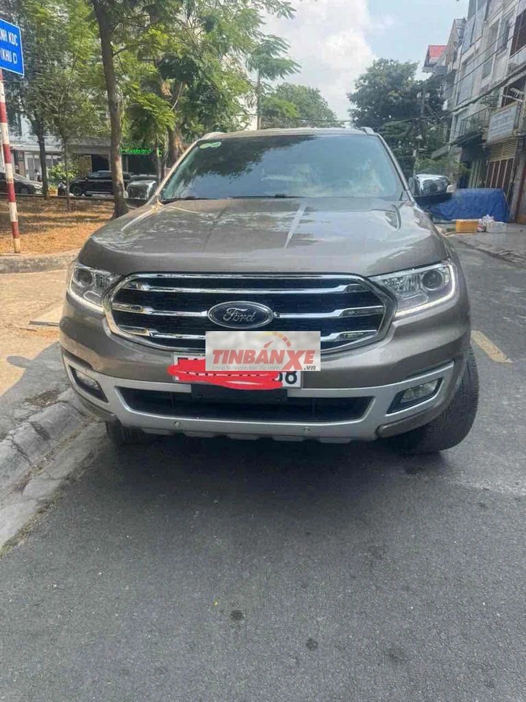 Ford Everest Titanium 1cầu máy dầu xe gia đình