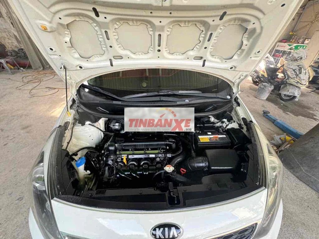 Kia Trắng 81503 km