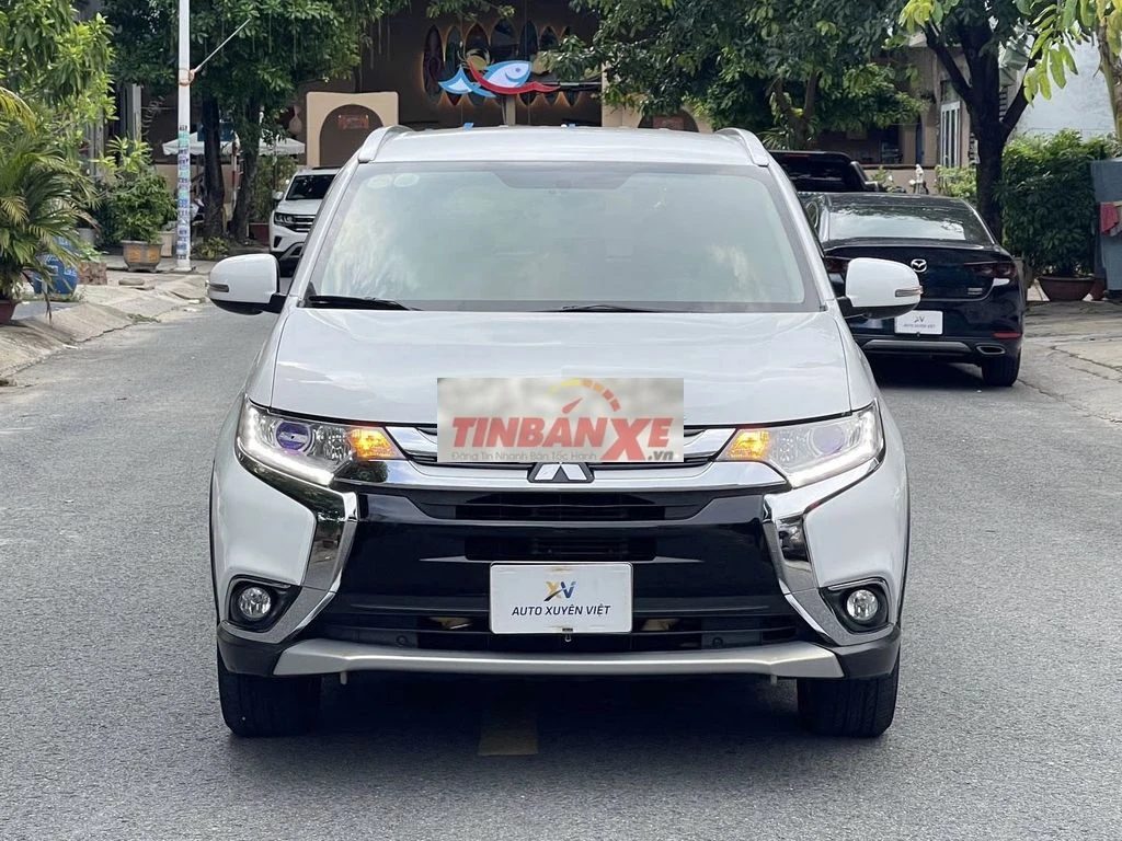 Mitsubishi Outlander 2.0 CVT 2019 Cực Ngon Bổ Rẻ