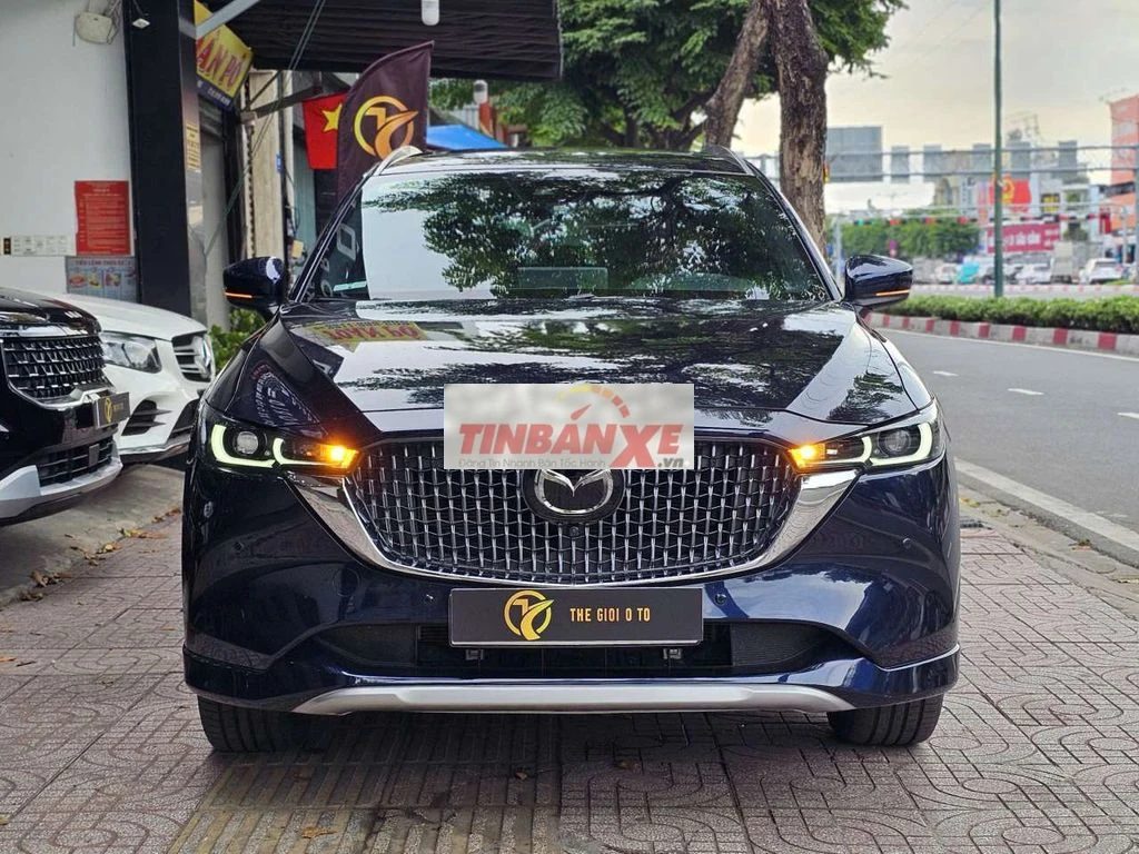 Mazda cx8 2.5 sig 2 cầu sx 2025 odo 11.000 km