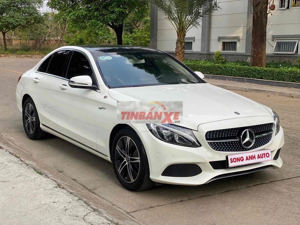 Mercedes C200 2018 2.0 50.000km Trắng