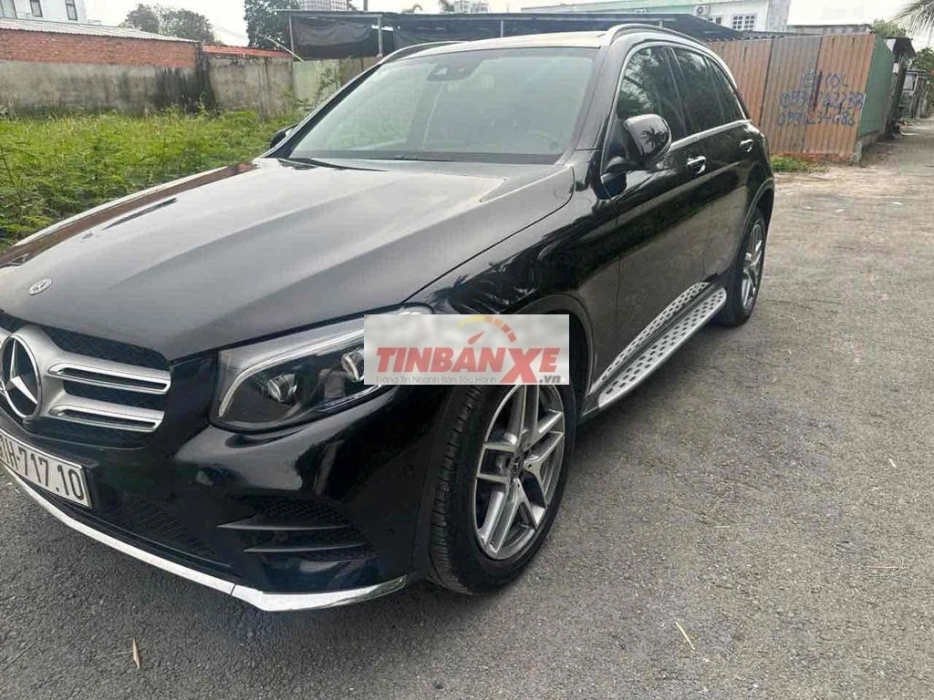 Mercedes-Benz GLC300 2019 Đen