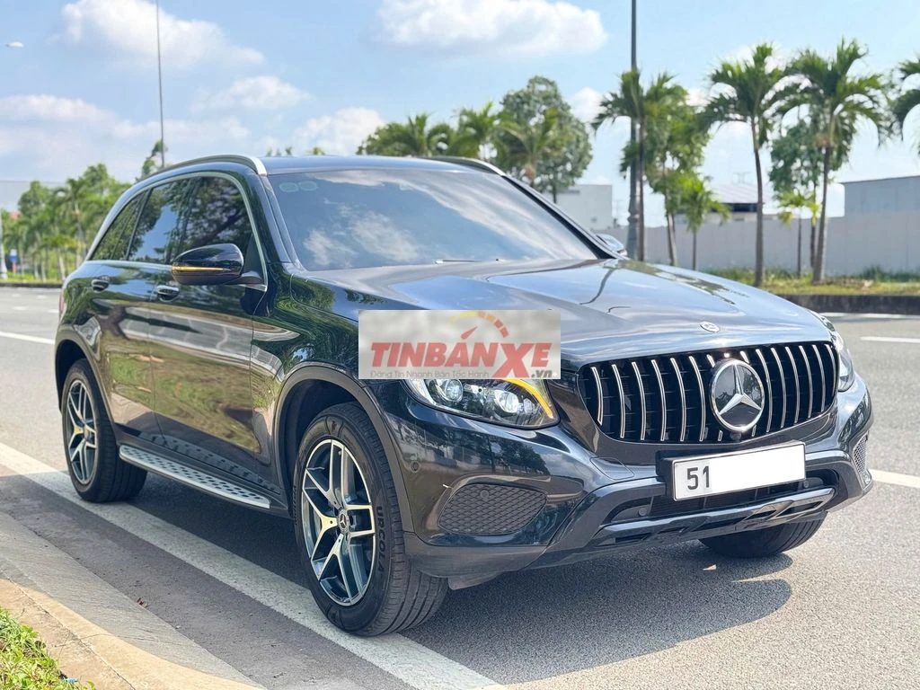 Mercedes-Benz GLC250 4Matic Đen