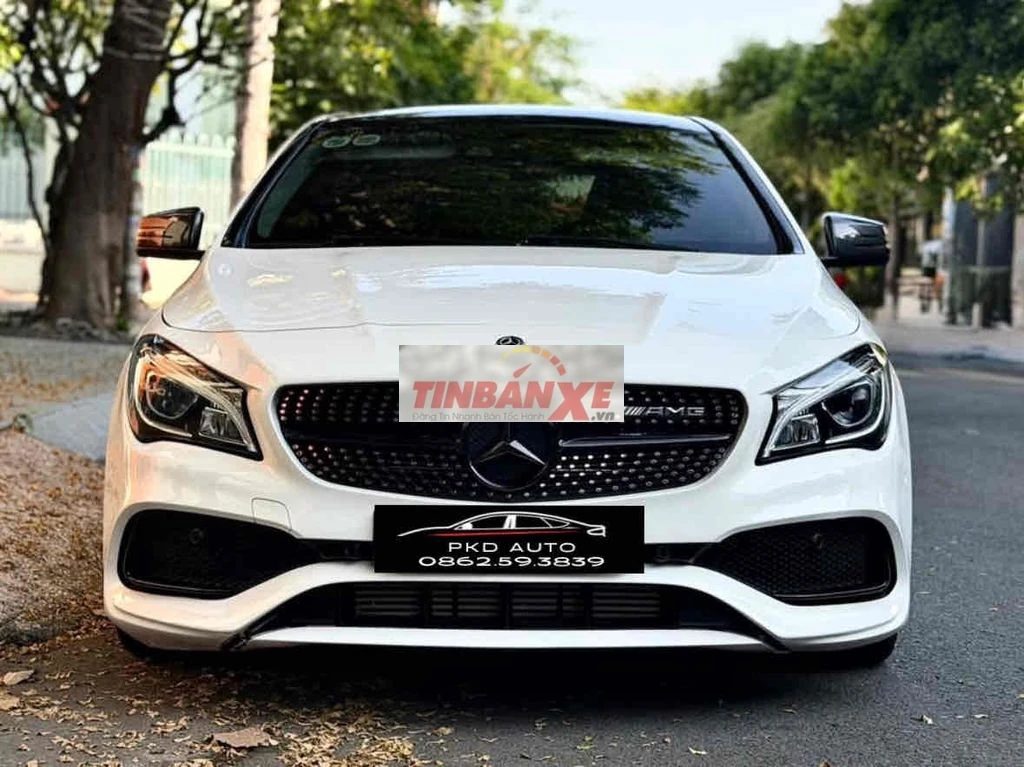 Mercedes-Benz CLA250 4Matic 2018 Trắng