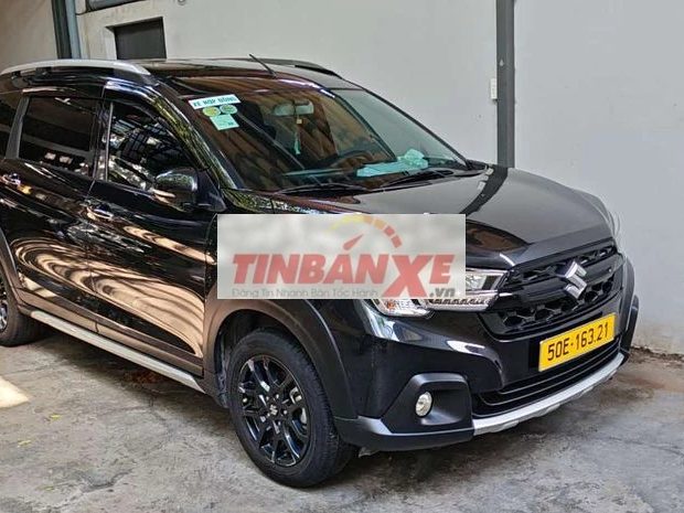 Suzuki XL7 Hybrid Đen 36.000 km