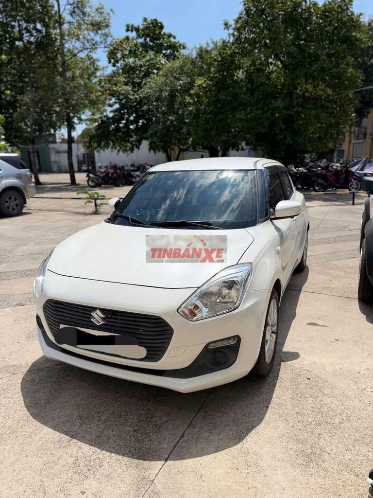 Suzuki Swift 2019 77000 km Trắng