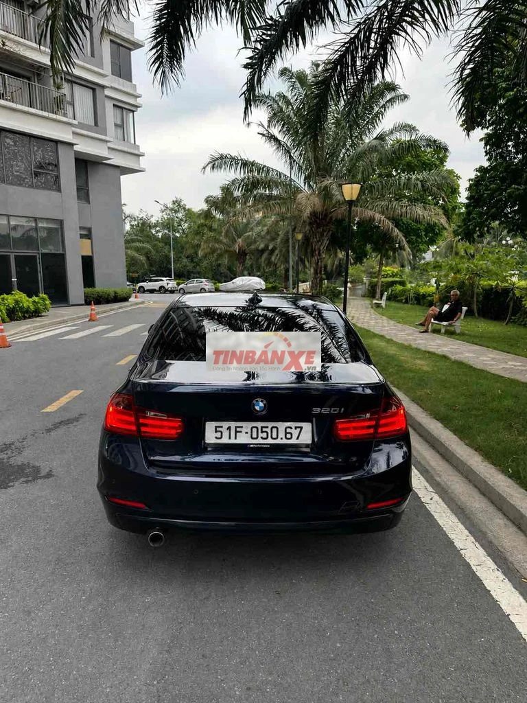 BMW 32*** km Đen