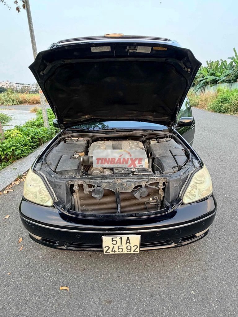 Lexus LS430 màu Đen