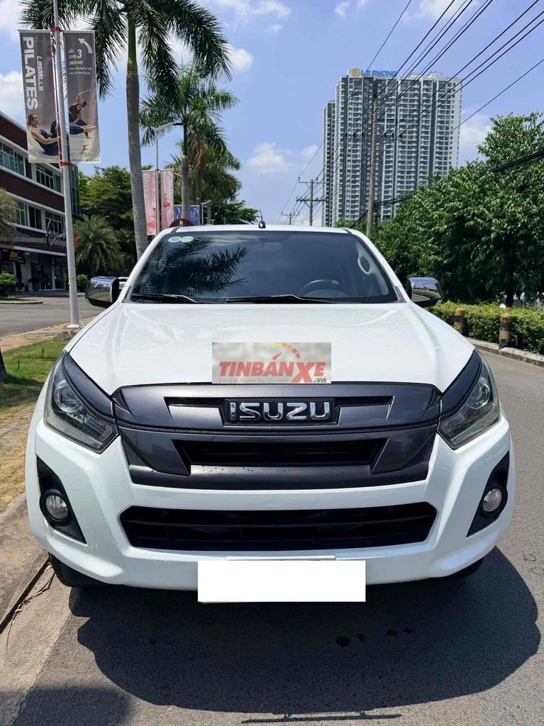Isuzu Dmax LS 2018 1.9L MT Trắng Máy Dầu Nhập Thái