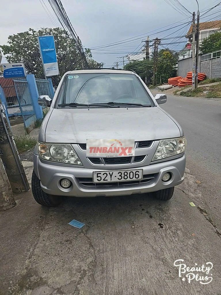 Isuzu Trooper Bạc 7 chỗ Tự động