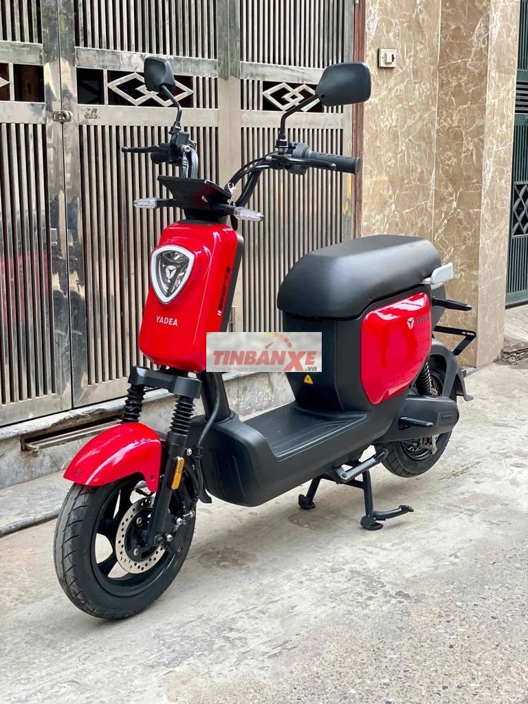 Xe máy điện Yadea V1 Đỏ