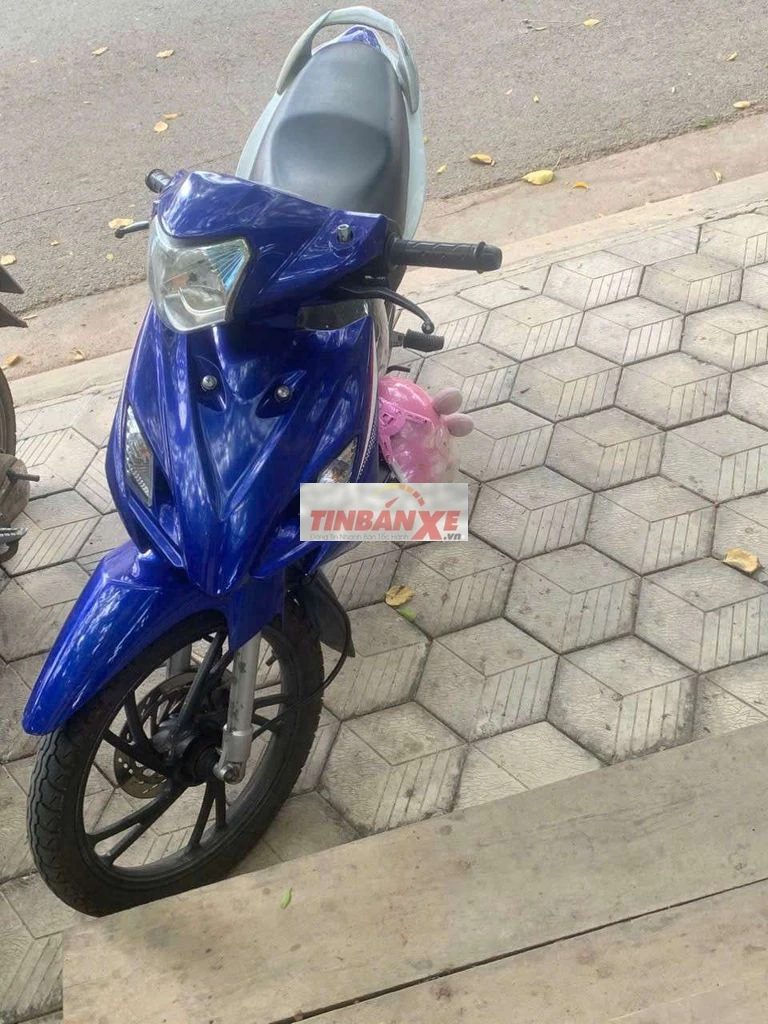 Suzuki Axxelo