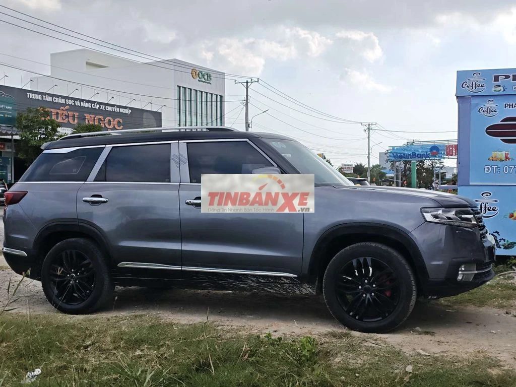 Baic Q7 86000 km Xám sx2019