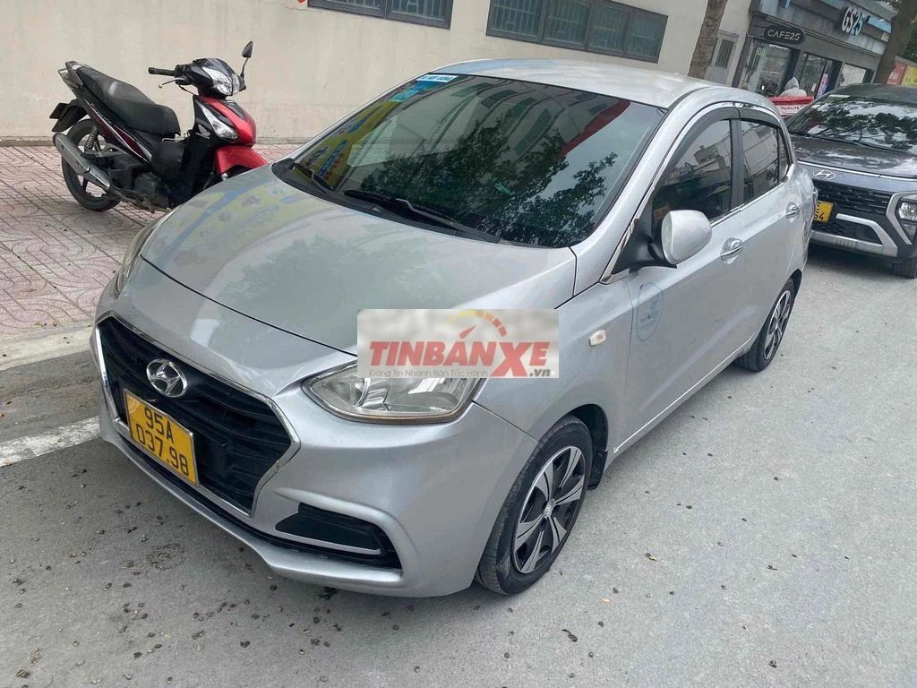 Hyundai Grand i10 2017 Bạc