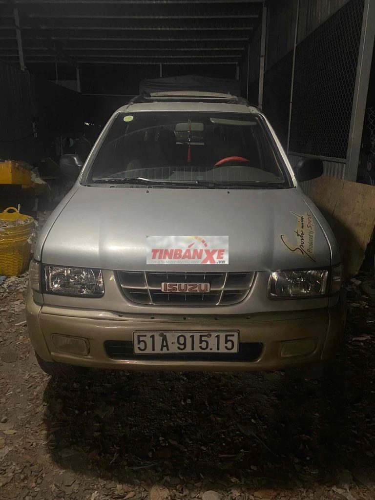 Isuzu Hilander 2004 Bạc