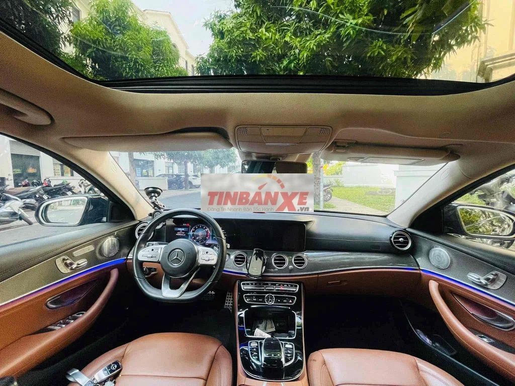 Mercedes-Benz E300 2019 Đen 65000 km