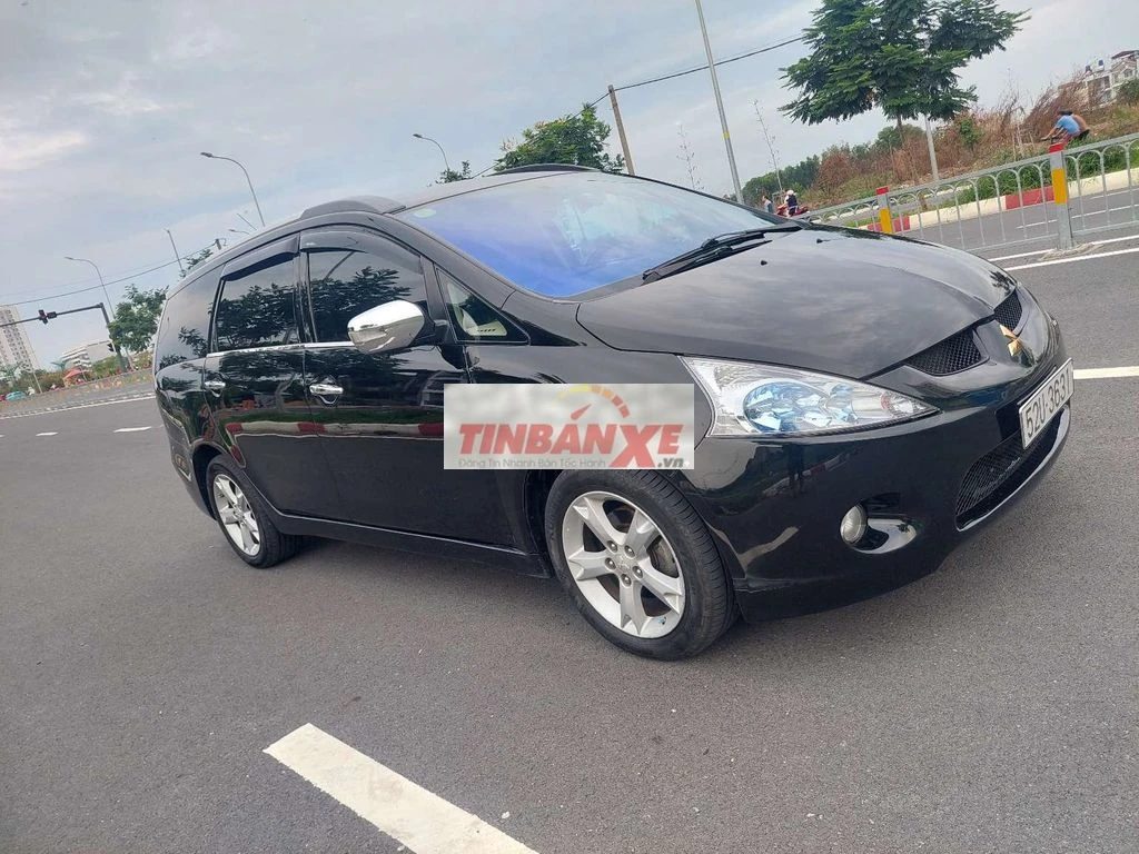 Mitsubishi Grandis 2008 Đen Tự động