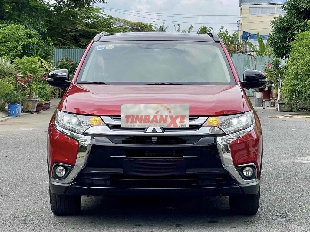 Mitsubishi Outlander 2.4 Premium Model 2020