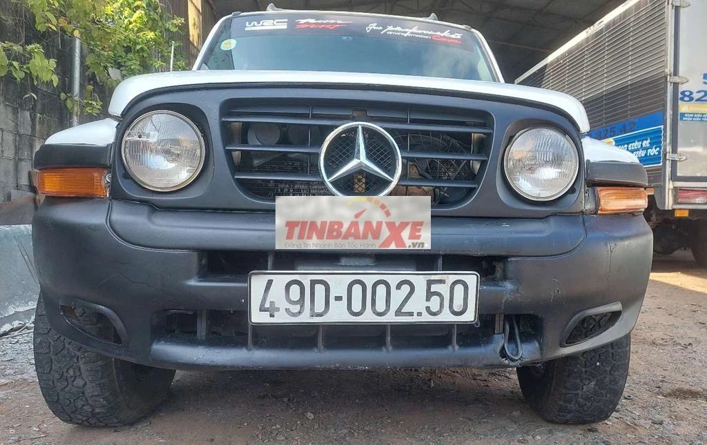 Ssangyong Korando Trắng 2 chỗ