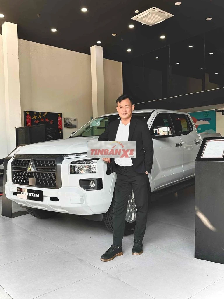 Mitsubishi Triton GLX Trắng