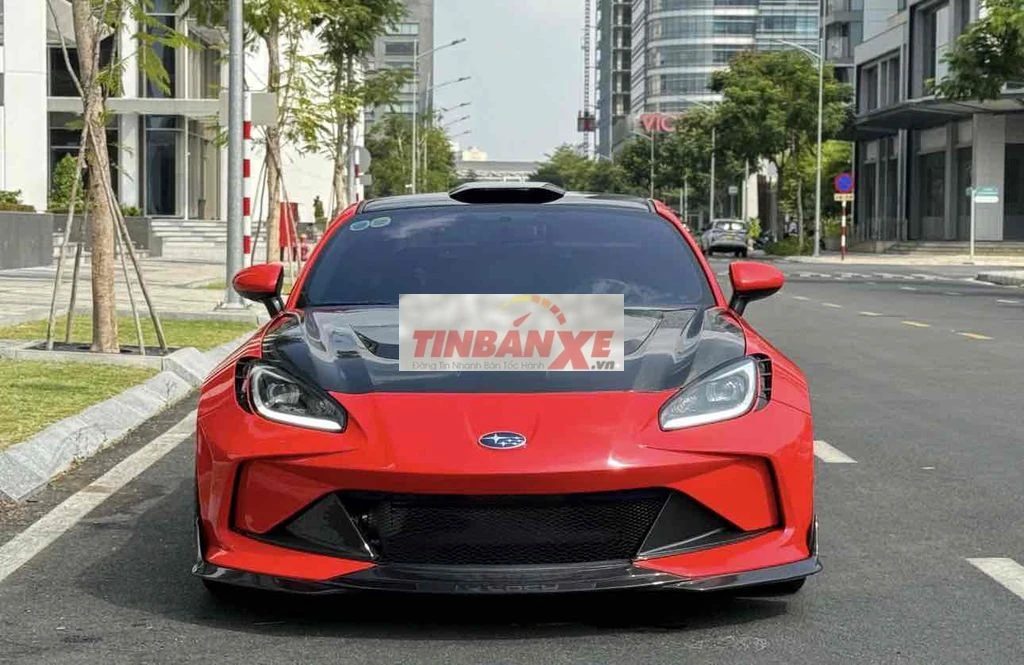 Cần bán chiếc Subaru brz 6mt model 2025