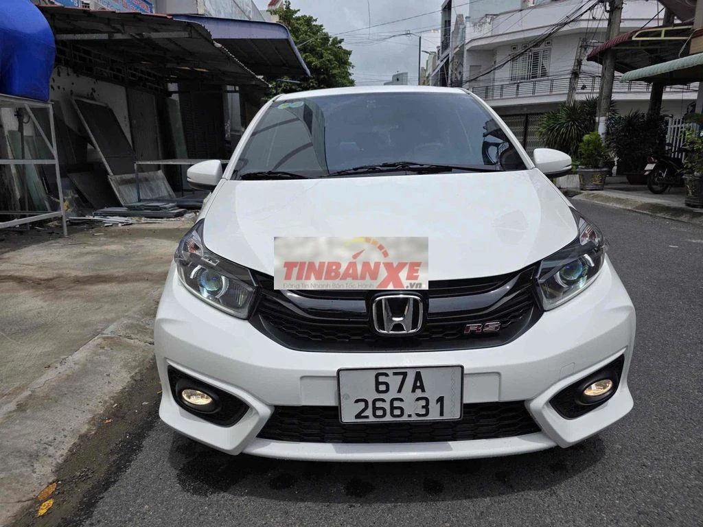 Honda Brio RS Trắng