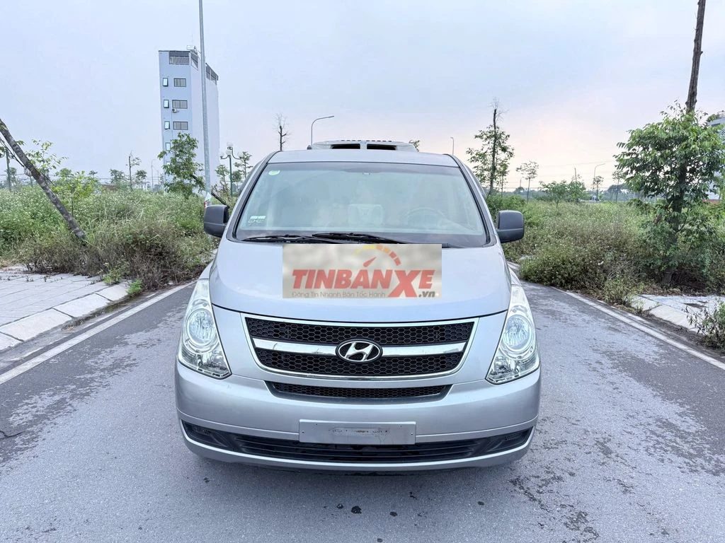 Hyundai Starex 2012 số Tự Động