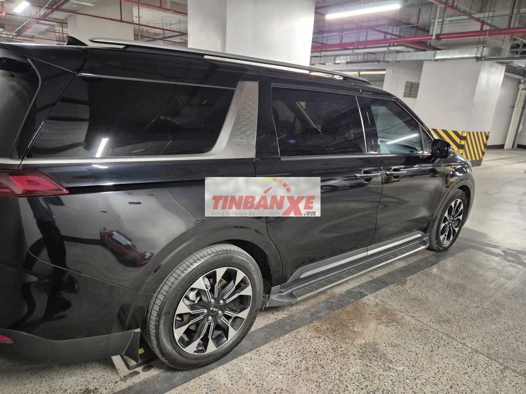 Kia Carnival 2022 Sig Đen ( Xuất hóa đơn gần 1 tỷ)