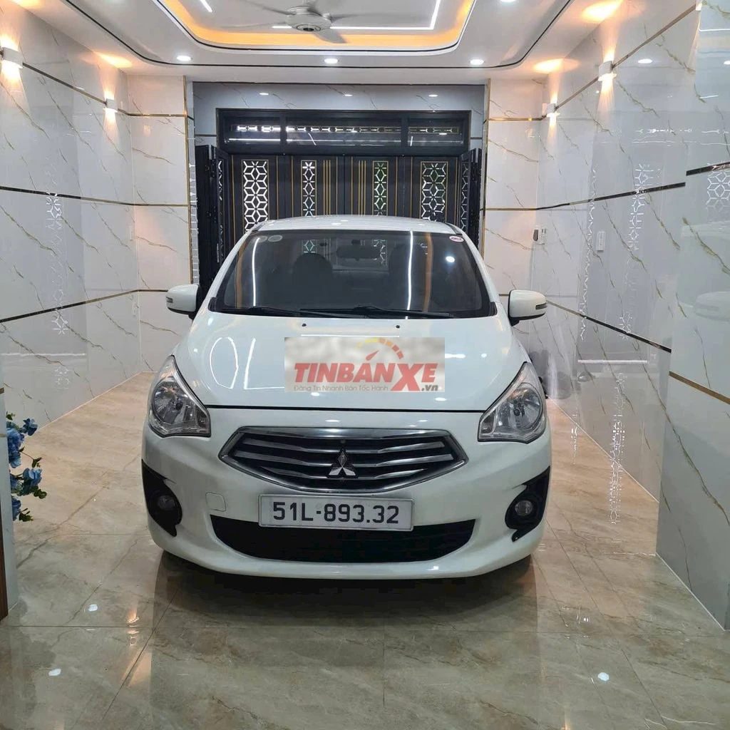 Mitsubishi Attrage 2016 số sàn, nhập thái,