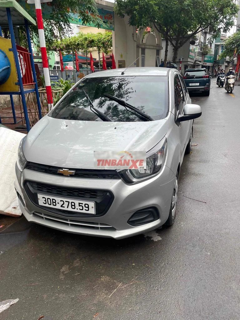 Chevrolet Spark Van 2018 Bạc 80.000 km