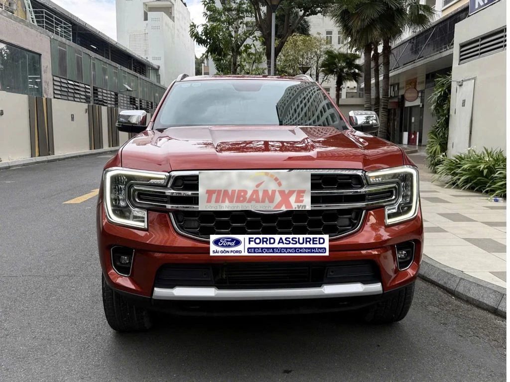 Ford Everest Titanium 2022 Đỏ 27.900km