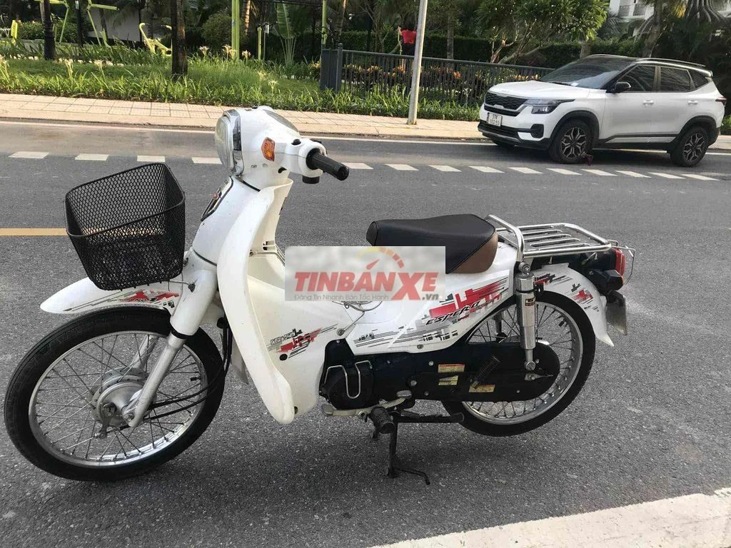 bán xe cup 50 cc màu Trắng