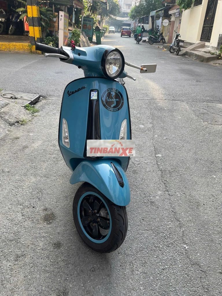 Vespa 2015 bstp chính chủ ký mua bán, odo 22.500km