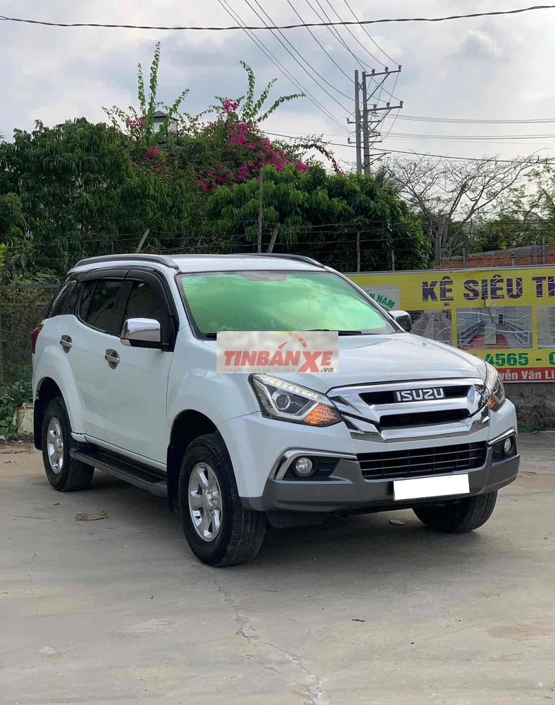 Isuzu Mu-x 2019 Trắng Số Sàn Máy dầu