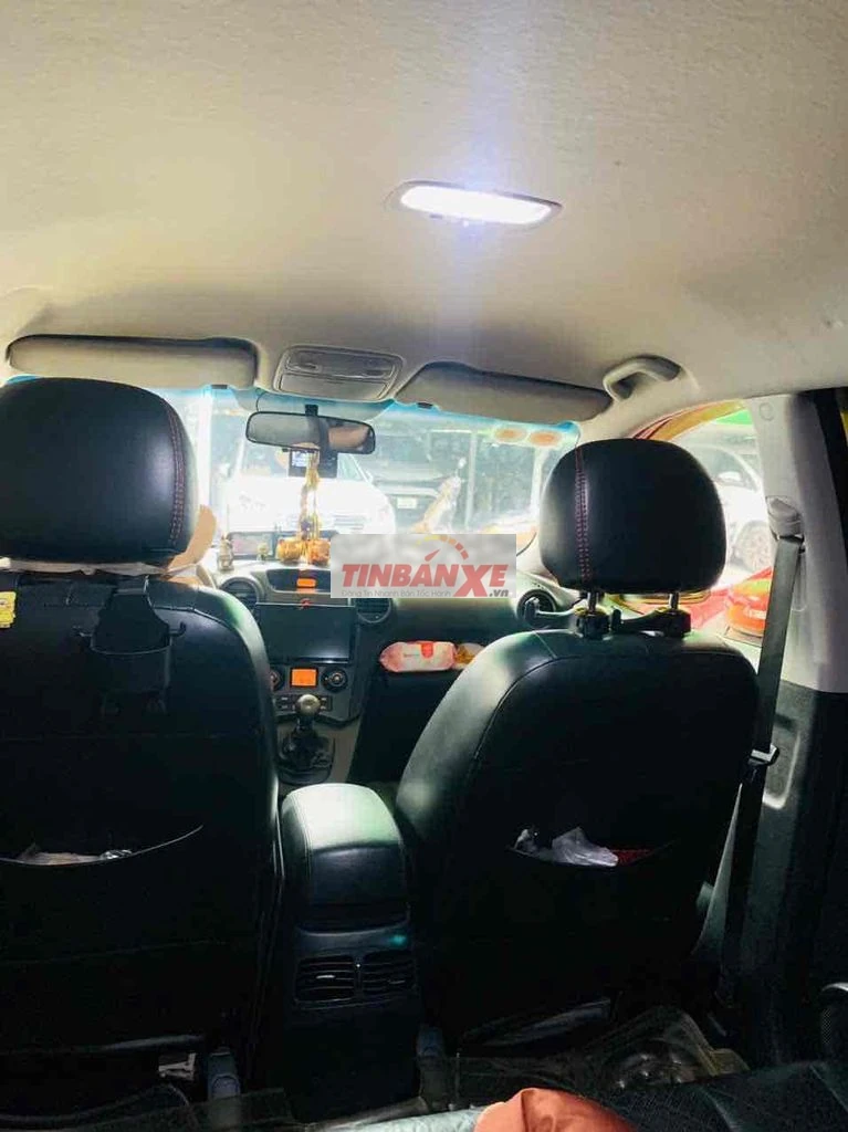 Kia Carens Vàng 110.000km