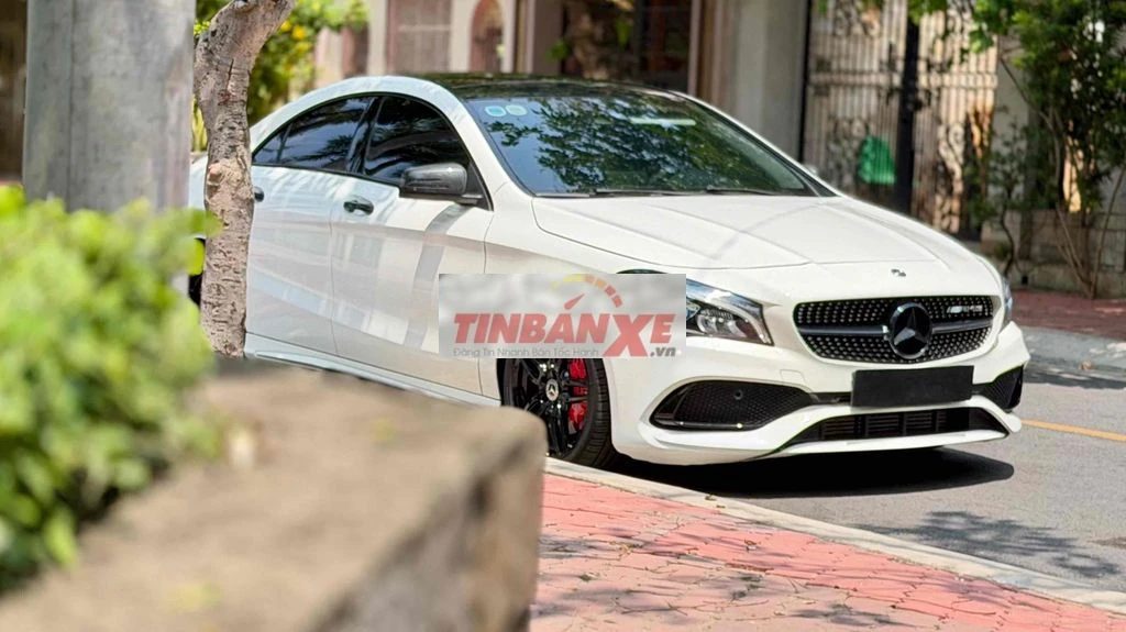 Mercedes CLA250 4MATIC 2018 Trắng