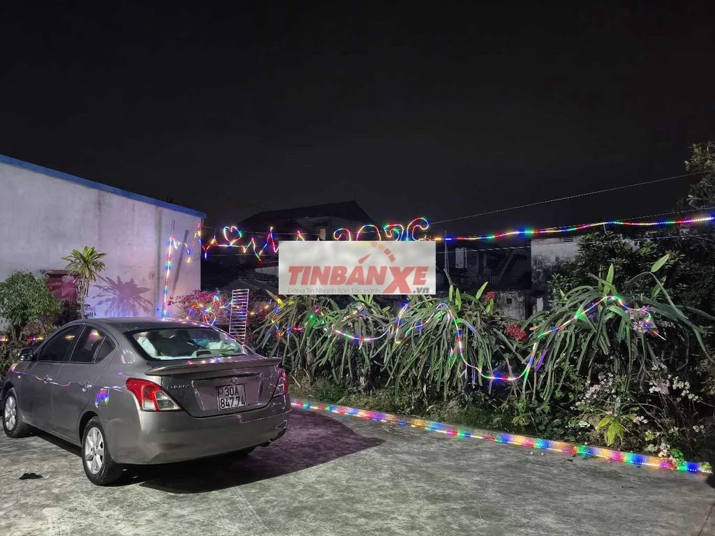 Nissan Sunny 2015 160000km Xám