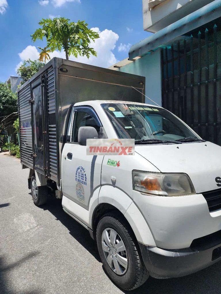 Mitsubishi thùng dài hơn xe khác