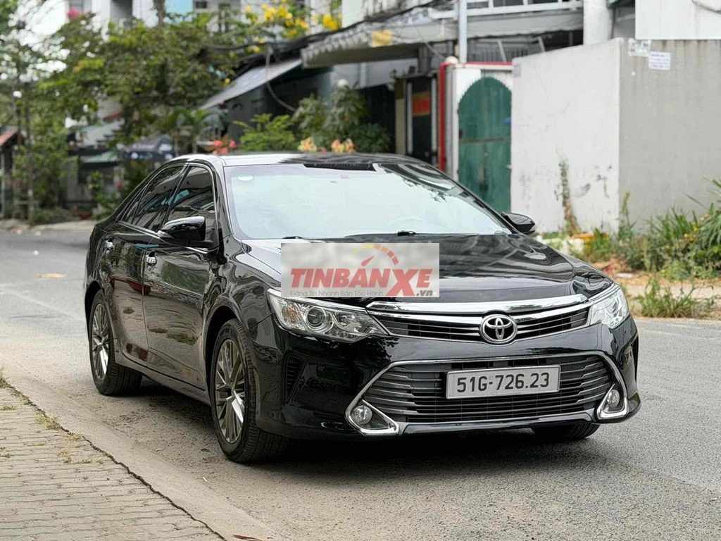 Toyota Camry 2016 2.5Q Đen odo 10v bao ra tên