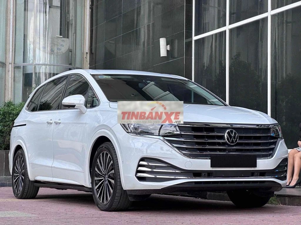 Siêu lướt Volkswagen Viloran Luxury 2024 Trắng