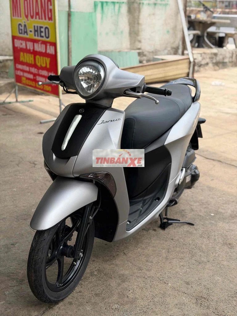 Yamaha Janus Smartkey Xám