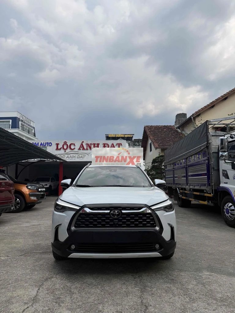 Toyota Corolla Cross 2022 1.8V 11000 km Trắng